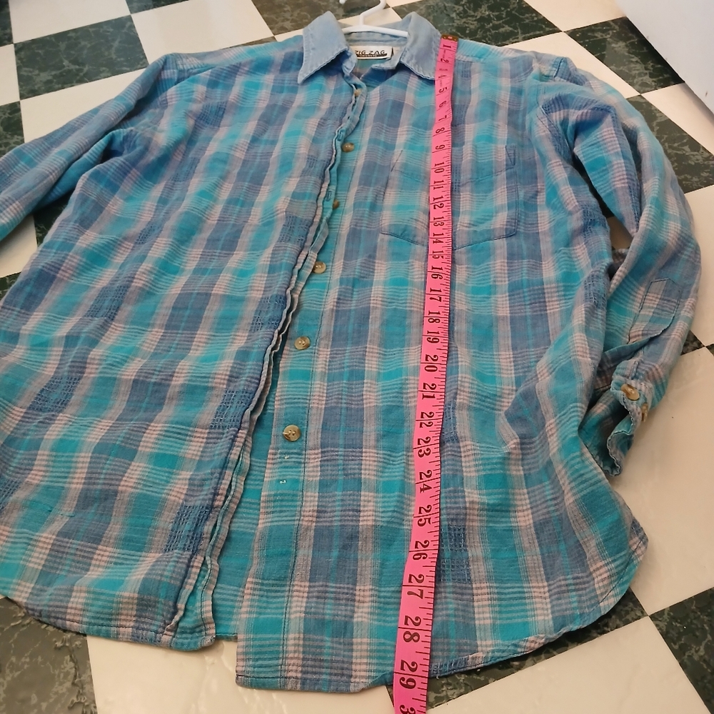 ZigZag Flannel Button-down Shirt - Picture 7 of 13